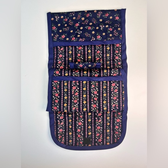 Handmade Quilted Cottagecore Floral Wallet – Navy Organizer - Picture 5 of 7